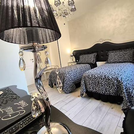 Alloggio Turistico Giulietta E Romeo - Intero Appartamento - Villafranca Di Verona, Zimmer, Holiday Rooms Экстерьер фото