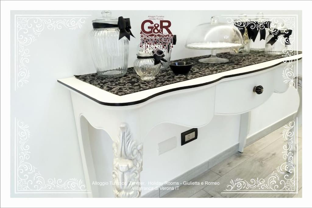 Alloggio Turistico Giulietta E Romeo - Intero Appartamento - Villafranca Di Verona, Zimmer, Holiday Rooms Экстерьер фото