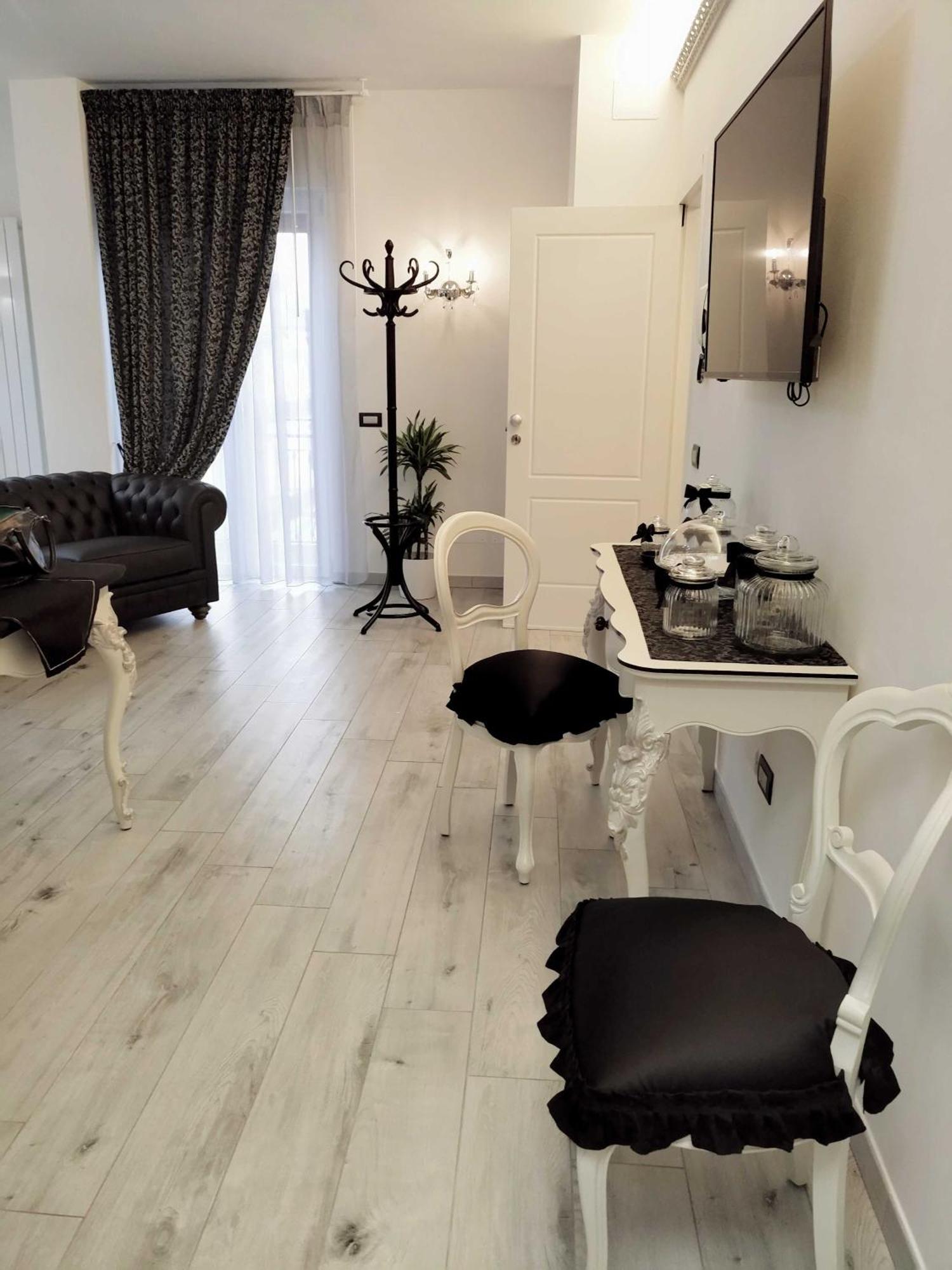 Alloggio Turistico Giulietta E Romeo - Intero Appartamento - Villafranca Di Verona, Zimmer, Holiday Rooms Экстерьер фото